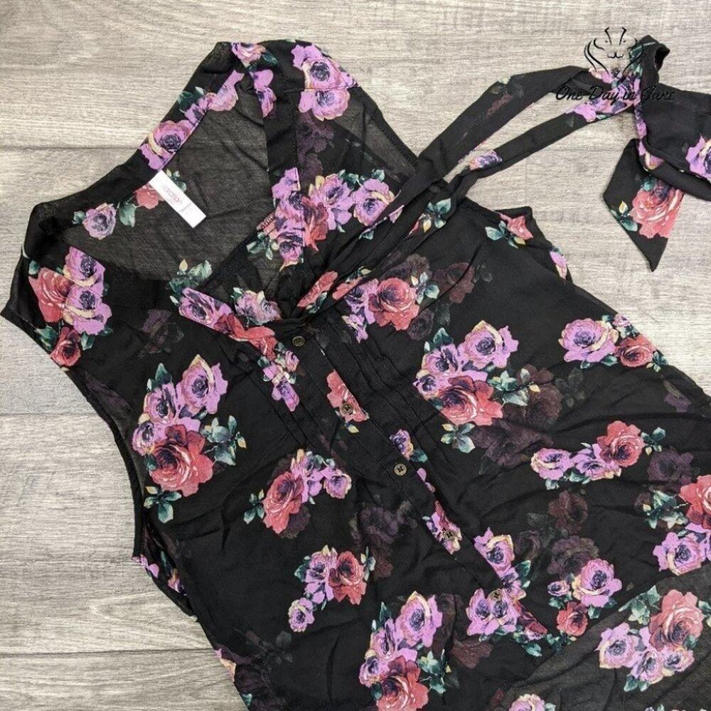 Xhilaration Button Down Tank Blouse Asymetrical Hem Size S